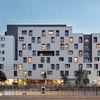 Logements, résidence hôtellière, commerce, Issy les Moulineaux - Pietri Architectes - photographie Vincent FILLON