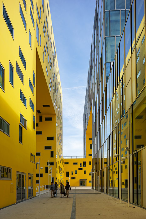 Cité des Affaires, Manuelle Gautrand Architecture, Saint Etienne, 2011